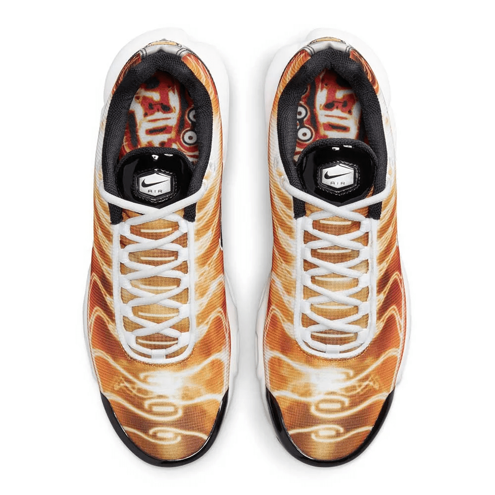 NIKE AIR MAX PLUS LIGHT PHOTOGRAPHY